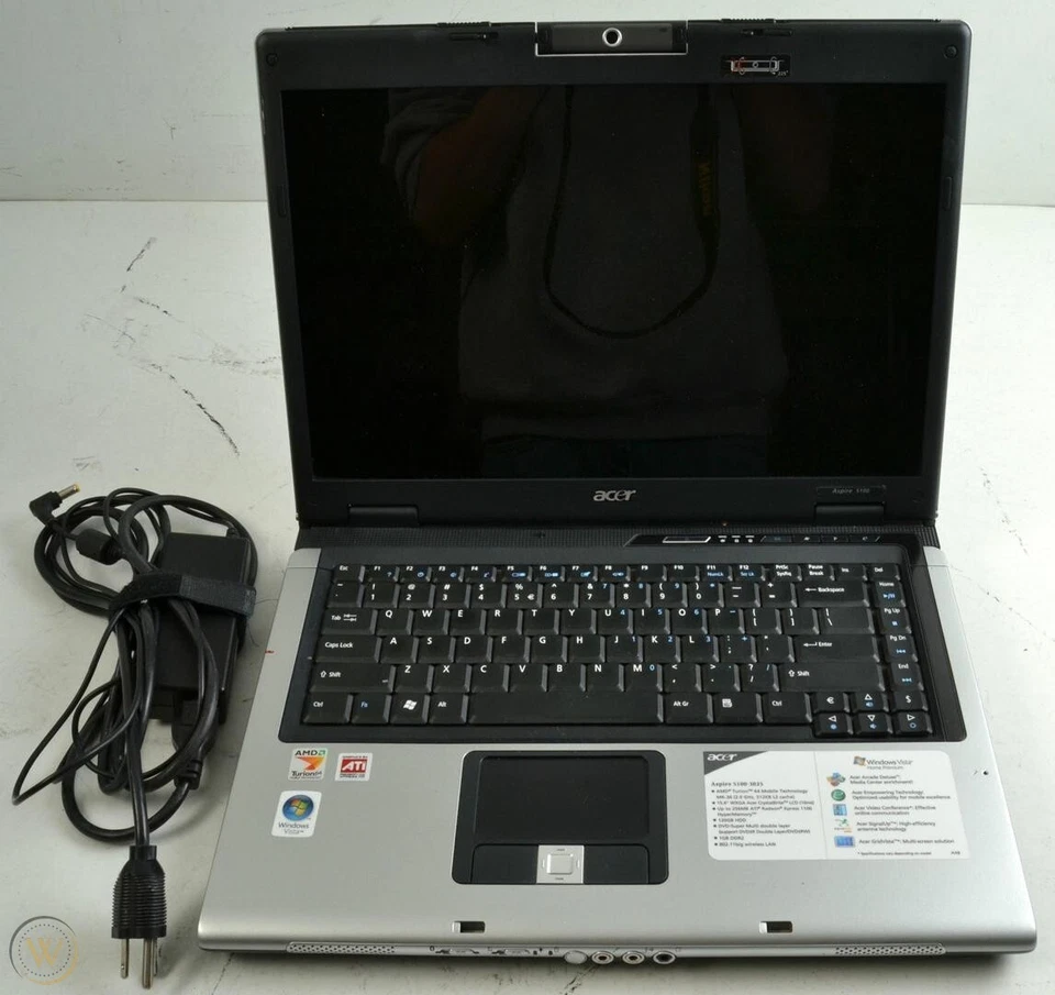 **NICE** Vintage Near Mint Condition Acer Aspire 5100-5011 Laptop. Still OEM HD - Image 1 of 4