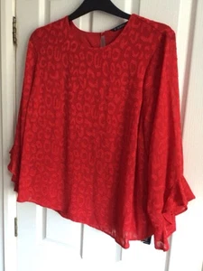 RED POLYESTER BLOUSE FROM DUNNES - 3/4 SLVS - NWT - SZ XL/20 - Picture 1 of 3