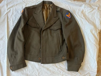 Chaqueta de vuelo B-13 de la Segunda Guerra Mundial del Ejército de los Estados Unidos 8ª AF  Foto 1 de 4