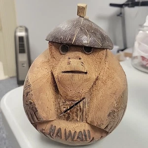 Vintage Hawaii Carved COCONUT MONKEY Ape Hawaiian Souvenir - Picture 1 of 4