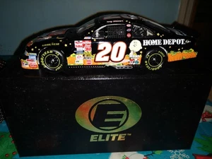 Tony Stewart #20 Home Depot/In Search of the Great Pumpkin Elite 1/24 2002 - Picture 1 of 3
