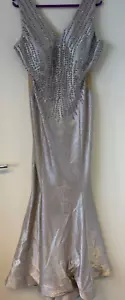 Abendkleid lang, Größe 36-38, mit kleine Schleppe, nie getragen - Bild 1 von 3