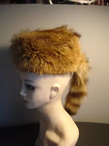 Berretto foderato trapuntato vintage Davy Crockett pelle di coonskin - Foto 1 di 3
