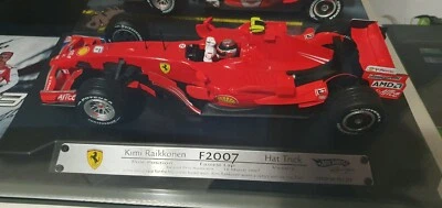 Hot Wheels 1/18 Ferrari F2007 Australia GP + decal Barcode - Immagine 1 di 3