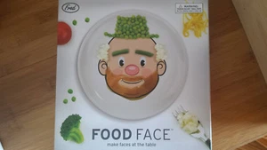 Fred - Food Face Ceramic Plate - Set of 2 - Picture 1 of 2