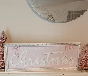 Gerahmtes Schild mit der Aufschrift "Ich träume von rosa Weihnachten" - Bild 1 von 3
