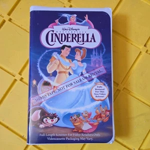Cinderella VHS Clamshell VHS Demo Tape - Picture 1 of 4