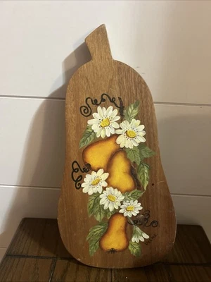 Tabla de cortar pintada a mano vintage en forma de pera decoración de cocina peras margaritas Foto 1 de 4