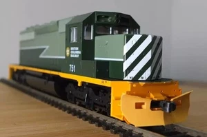 Kato 37-2903 HO Gauge EMD SD40-2 diesel loco in British Columbia livery - Picture 1 of 15