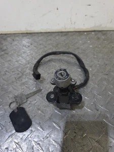 2004 2005 SUZUKI GSXR 600 750 OEM FACTORY IGNITION W/KEY - Picture 1 of 8