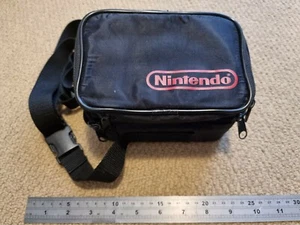 NINTENDO GAMEBOY ORIGINAL COLOR GB OFFICIAL CONSOLE GAMES CARRY CASE HOLDER BAG - Picture 1 of 3