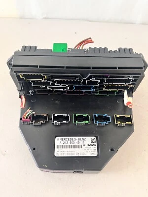 Mercedes E350 W212 2011 distribución de energía caja de relé de fusibles Sam 2129004911 Foto 1 de 4