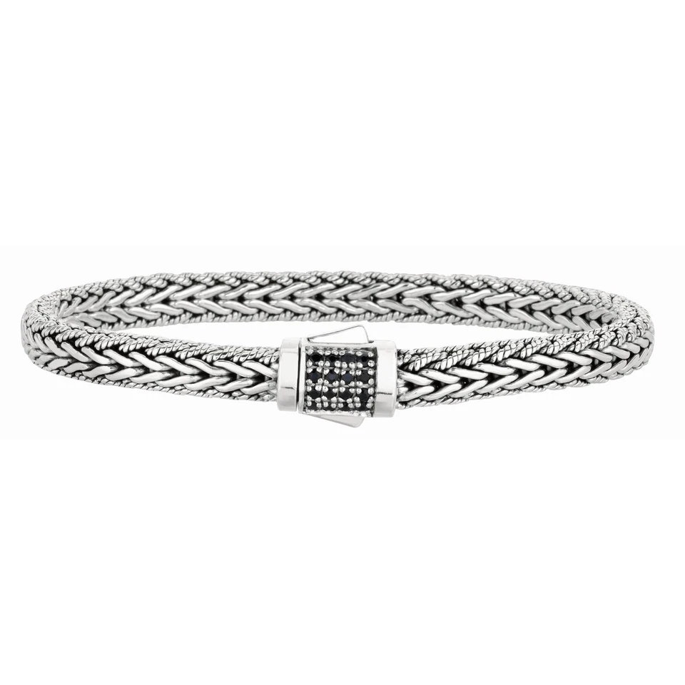 Brazalete de plata de ley tejido oxidado de 7" con racimo central de zafiro negro de 1,7 mm Foto 1 de 1