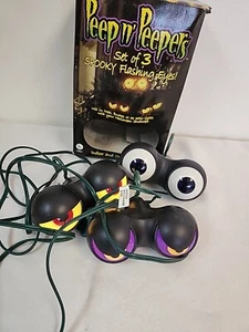 Halloween Flashing Eyes Eyeball Lights Peep n' Peepers Spooky Lighted - Picture 1 of 7