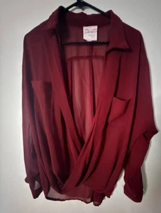 Romeo & Juliet Couture Women's Top Size L NWT - Picture 1 of 6