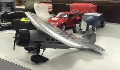 Réplica de avión Lockheed 1929 Air Express Die Cast Coin Bank JC Penny Foto 1 de 4