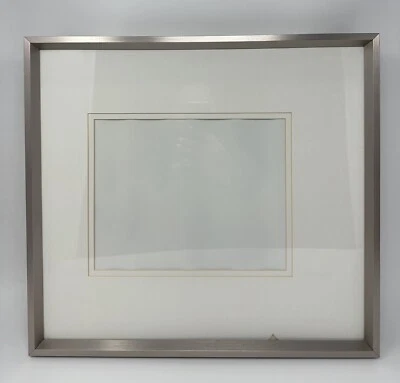 MARCO DE FOTOS Pottery Barn Metal Gallery con vidrio 16*17 Foto 1 de 4