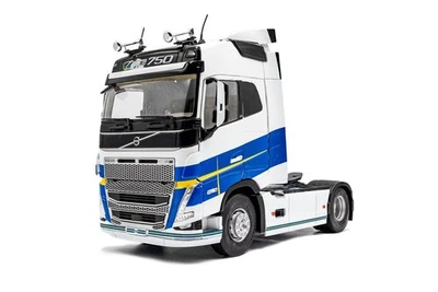 Volvo FH16 Globetrotter XL Camion Trattore 2019 Bianco Modellino 1:24 Solido - Immagine 1 di 4