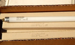 Lot Of 2 SYLVANIA F6T5/CW Fluorescent Bulbs, COOL WHITE 6W 9" - Picture 1 of 2