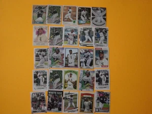 LOTE DE TARJETAS DE BÉISBOL LUIS ROBERT JR WHITE SOX 25CT MARCAS VARIOS AÑOS SIN ENGAÑOS - Imagen 1 de 1