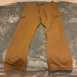 NUEVO CON ETIQUETAS-Roundtree & Yorke Pantalones cómodos elásticos de rendimiento para hombre-38x32-caqui - Imagen 1 de 5