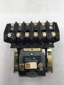 Contactor de iluminación Square D 8903LO60 20 amperios 6 polos 277-600 VAC con bobina de 120 VAC - Imagen 1 de 9
