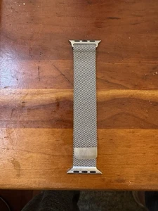 Apple Watch Silver Milanese Loop Band 40mm 41mm 42mm Stainless Steel OEM - Photo 1 sur 1