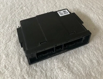 2016-2019 Honda Civic Fuse Box Relay Module 160211 TBA-A010 OEM - Image 1 of 4
