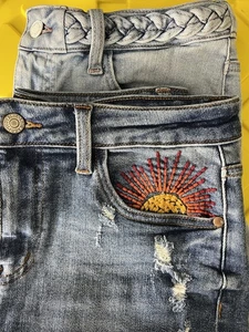 Judi Blue Denim Shorts Women's L Blue Color Sun Embroidered Braided Lot of 2 - Picture 1 of 24