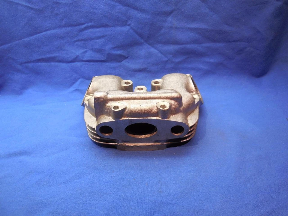 Caja basculante NOS BSA 70-7911 B25 TR25W NOS 1969-70 NP3081 Foto 1 de 1