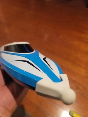 RC Speed Boat Twin Motors, for Parts and Hobby Enthusiast, No Controller - Image 1 of 4