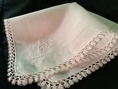 9320🌟ANTIQUE DECO Monogram Madeira Monogram “E” Wedding Tatted Lace Handkerchie — 第 1/4 张图片