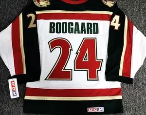 MEN-NWT-S VINTAGE DEREK BOOGAARD MINNESOTA WILD CCM LICESENED NHL HOCKEY JERSEY - Picture 1 of 11