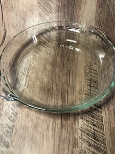 VNTG Pyrex Pie Plate #229 Fluted Scallop Edge 9½” Clear Glass Deep Dish Ovenware - Picture 1 of 3