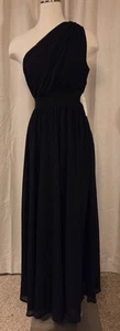Maxi vestido negro de un hombro, de Aura, talla grande - Imagen 1 de 5