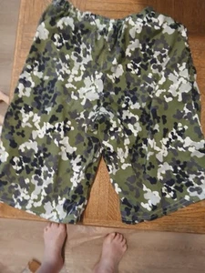 Handmade Camoflage Shorts Size 10 - Picture 1 of 3