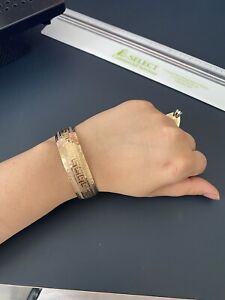 18k solid gold bangle bracelet