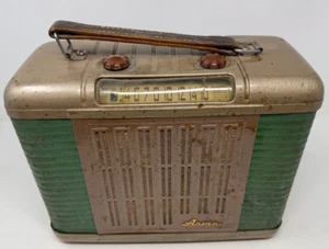 Arvin 250-P Portable Lunch Box Tube Radio 1948 AM Only, Not working - Picture 1 of 14