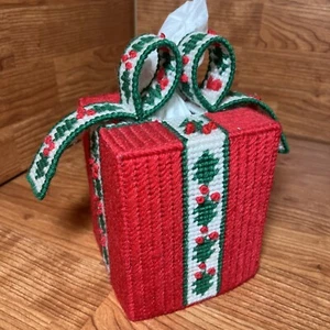 Handmade Plastic Canvas Christmas Present Gift Tissue Box - Picture 1 of 7