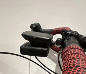 Bontrager Blendr Integrated Wahoo Roam & Cycliq Mount Fly 12 - Bild 1 von 7