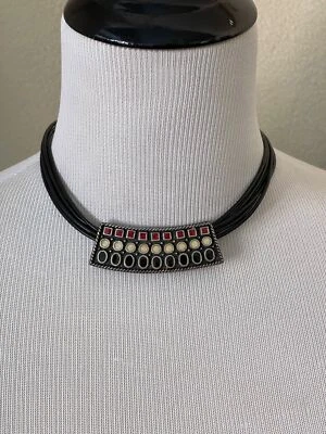 Colar Gargantilha Pingente de Resina Chico's - Imagem 1 de 4