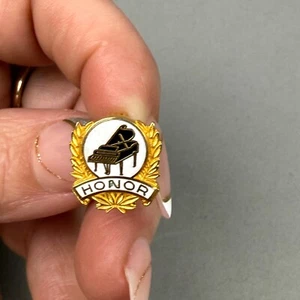 Vintage Honor Piano Pinback Collectible Pin - Picture 1 of 2