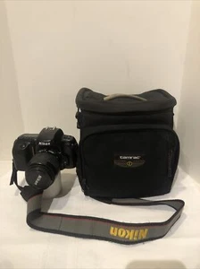 Cámara Nikon N50 35 mm con estuche de lente zoom 35-80 mm probada mecánicamente - Imagen 1 de 10