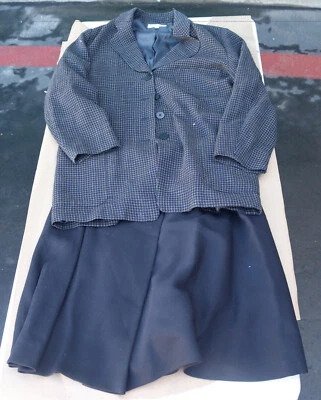 Vintage Giorgio Armani Women's Plaid Wool Blazer & Wrap Skirt Suit Le Collezioni — 第 1/4 张图片