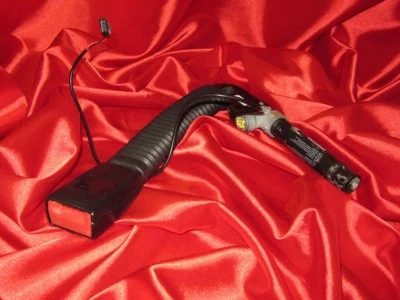 BMW E60 E61 5 series LEFT LCI BUCKLE SEAT BELT TENSIONER PRE-TENSIONER 6982519 - Image 1 of 4