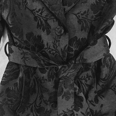 Gabardina Merona Negra Floral Terciopelo Burnout Cinturón Blazer Estilo Mujer S Foto 1 de 4