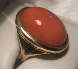 VINTAGE MEDITERRANEAN HUGE OVAL SALMON CORAL CABOCHON RING - Size 7.25 - Picture 1 of 6