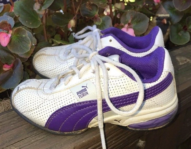 Sapato esportivo Puma Turin perfurado gatinho gato criança meninas tamanho 7 roxo acento - Imagem 1 de 4