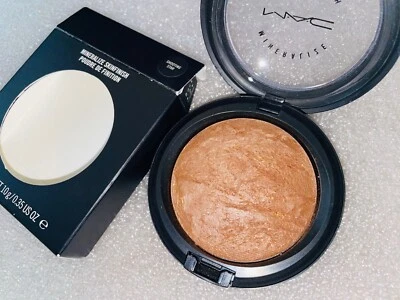 MAC  Shooting Star  Mineralize Skinfinish, Discontinued Original Older packaging - Image 1 of 4