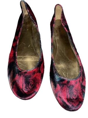 Nine West Red Floral Flats 9 1/2M - Image 1 of 4